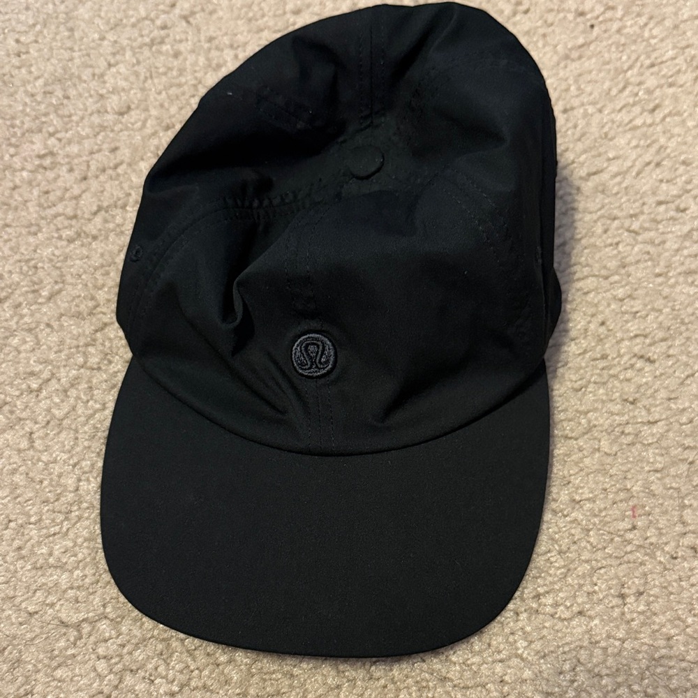 NWOT Lululemon baseball hat